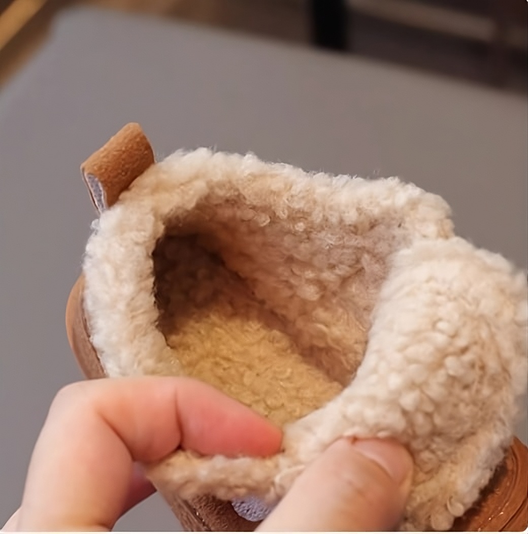 Baby soft-soled warm walking shoes