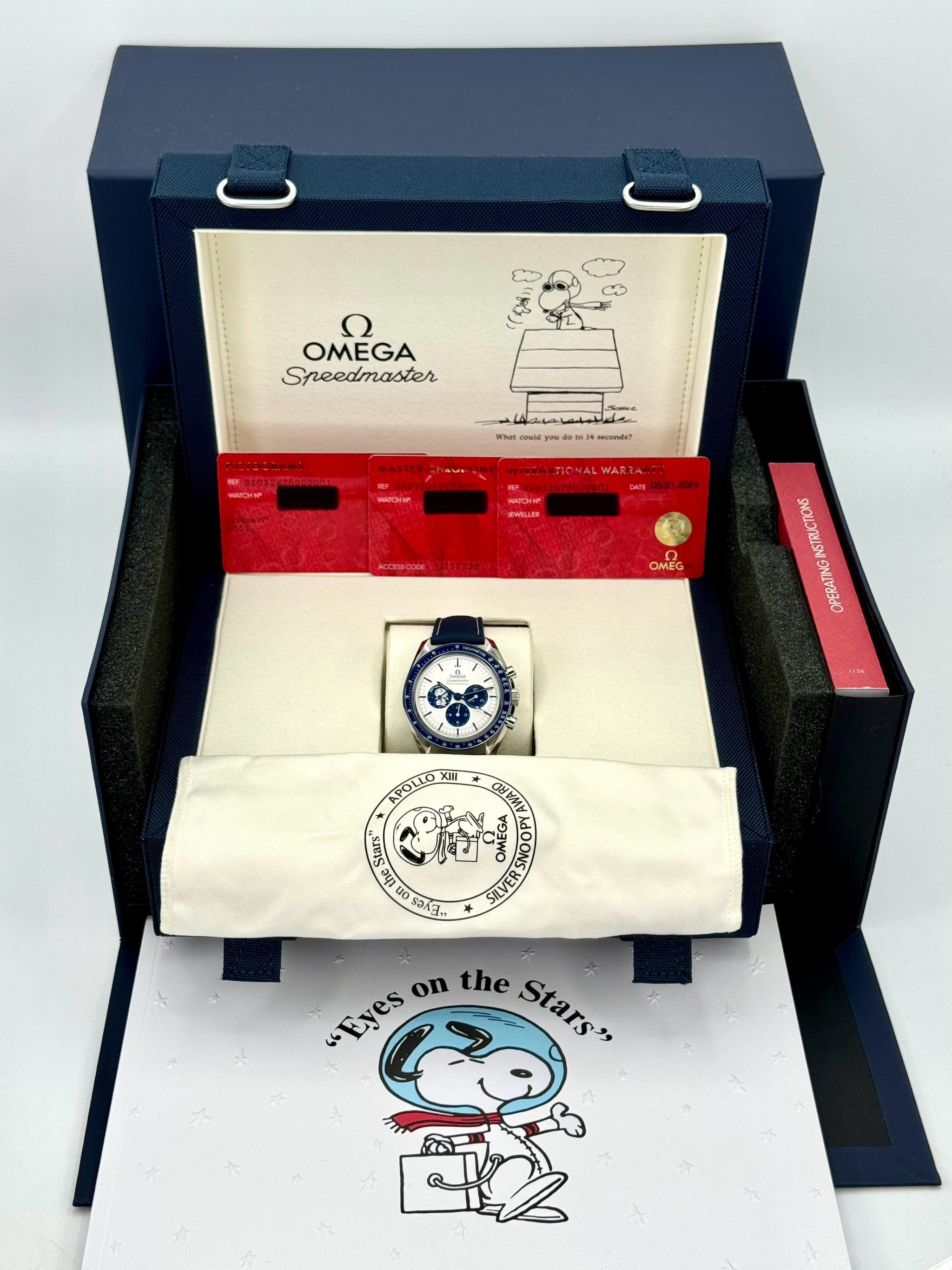 NEW 2024 Omthtega Speedmaster Silver Snoopy Award 310.32.42.50.02.001