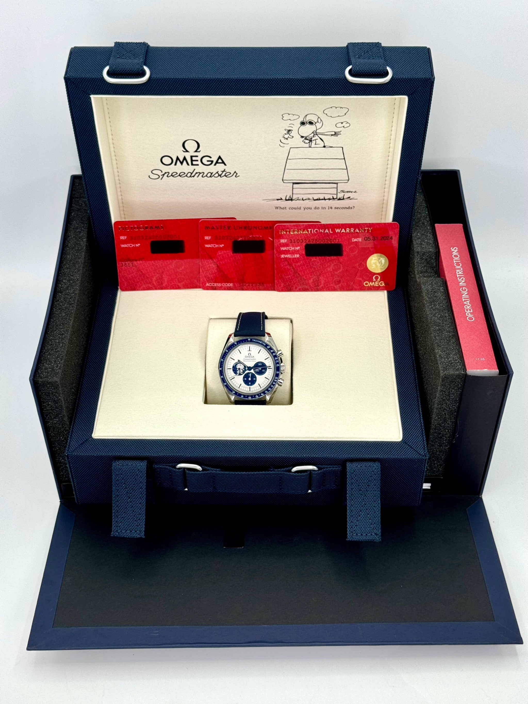 NEW 2024 Omthtega Speedmaster Silver Snoopy Award 310.32.42.50.02.001