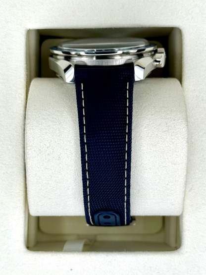 NEW 2024 Omthtega Speedmaster Silver Snoopy Award 310.32.42.50.02.001