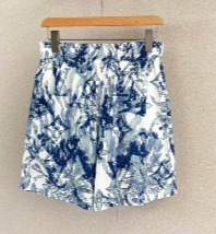 Coral seaweed print shorts