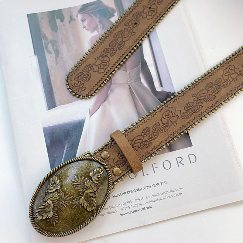 Retro Versatile Faux Leather Carved Brown Belt-consonak