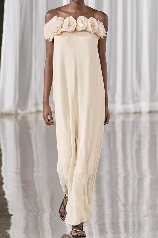 Blooming Chic Flower Applique Elastic Off Shoulder Strapless Maxi Dress-consonak