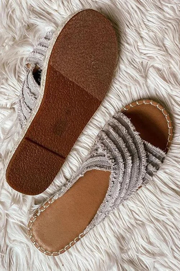 Bohemian Flat Straw Cross-over Fisherman Shoes-consonak