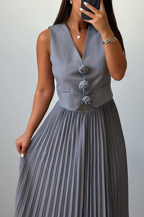 Stylish Rosette Sleeveless Tank Top and Pleated Maxi Skirt Set-consonak