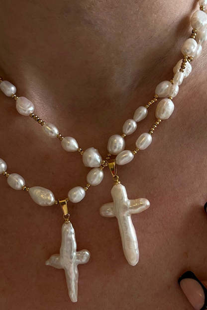 Stylish Pearl Cross Necklace-consonak