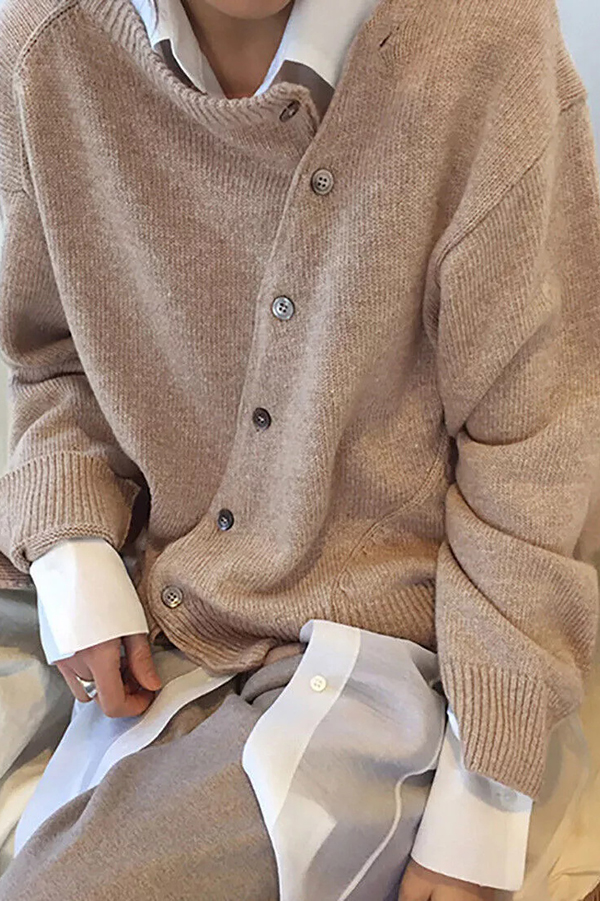 Stylish Irregular Button Knitted Crew Neck Sweater-consonak