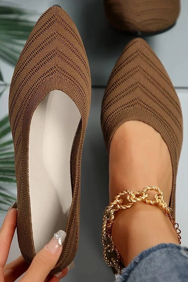 Fashionable and Versatile Flat Comfortable Shoes | Consonak