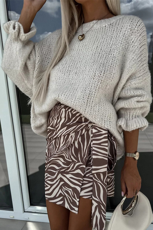 Solid Color Round Neck Ruffled Long Sleeve Knitted Sweater-consonak