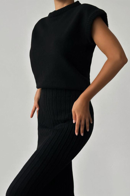Triko Knit Short Sleeve Sweater and Stretch Ribbed Midi Skirt Set-consonak