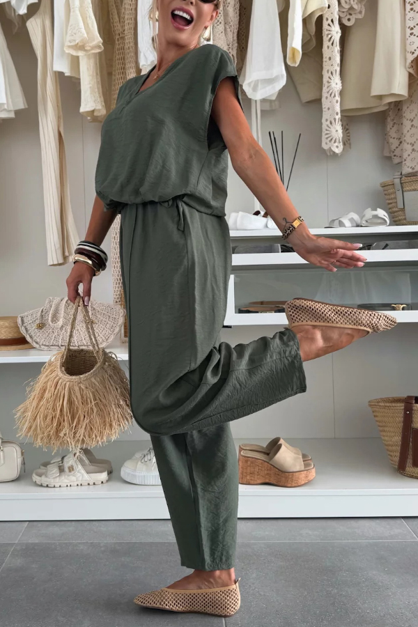 Linen Blend Solid Color V-neck Short-sleeved Top and Elastic Waist Pocket Bloomers Pants Set
