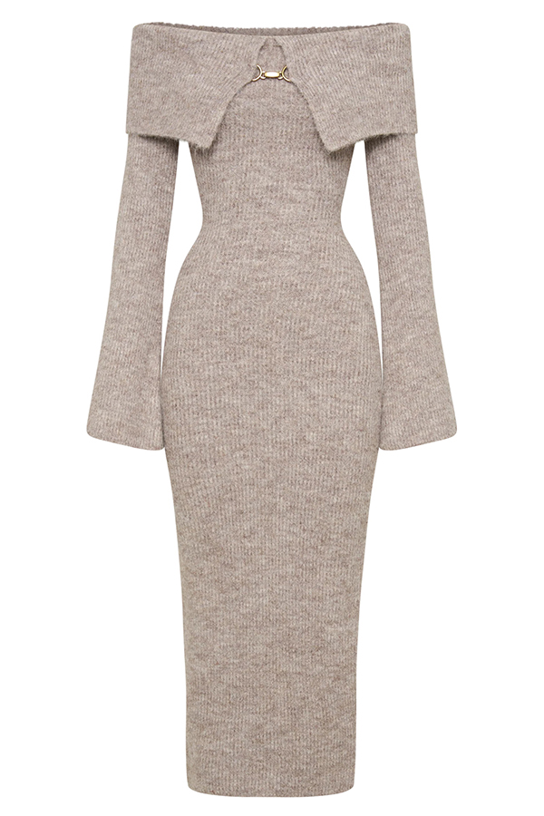 Solid Color Off-shoulder Long-sleeved Elegant Slim-fit Knit Maxi Dress-consonak