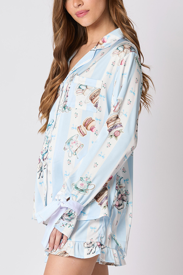 Christmas Fashion Printed Bow Tie Top and Elastic Waist Ruffle Shorts Set-consonak