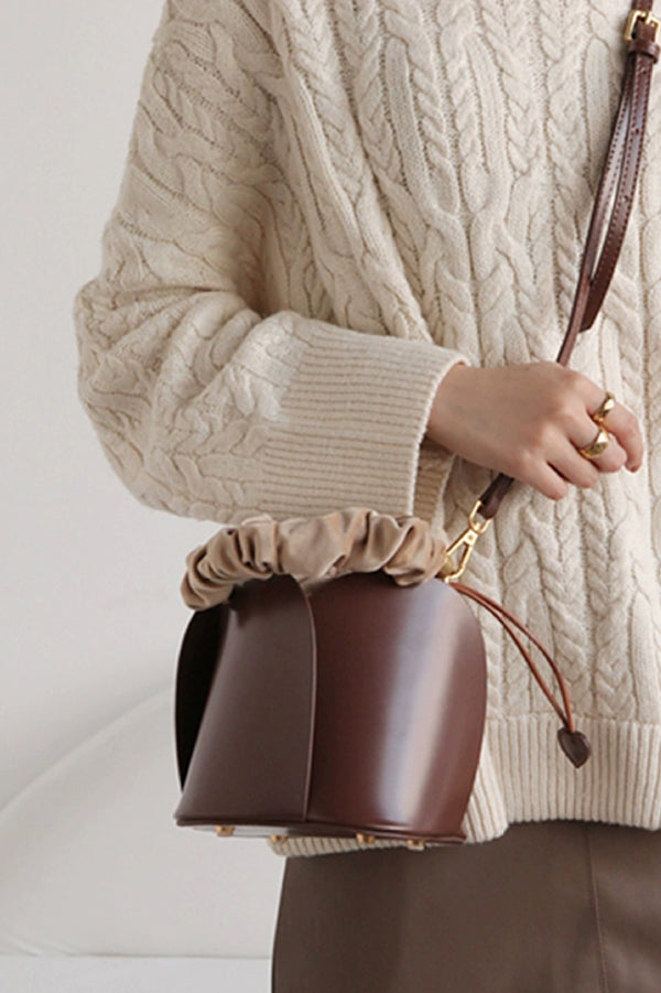 Luxury Petal-shaped Bucket Bag-consonak