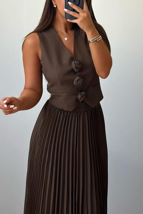 Stylish Rosette Sleeveless Tank Top and Pleated Maxi Skirt Set-consonak