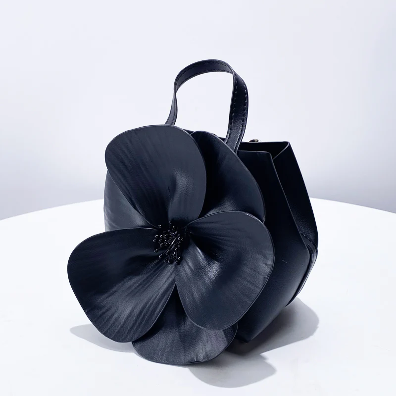 Fashionable 3D Petal Flower Solid Color Collar Handbag (including Lining)-consonak