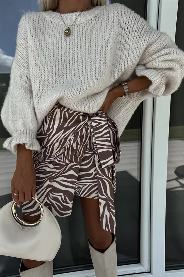 Solid Color Round Neck Ruffled Long Sleeve Knitted Sweater-consonak