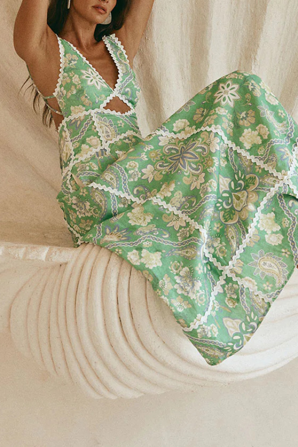 Linen Blend Unique Print V-neck Sleeveless Cutout Waist-cinching Maxi Dress