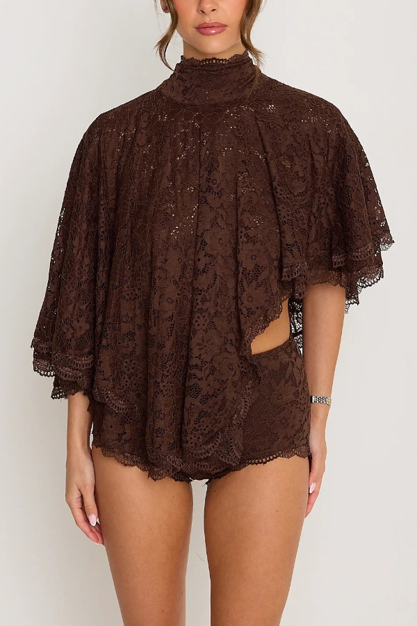 Stylish Openwork Lace Loose Top and Side Zipper Slim-fit Shorts Set | Consonak