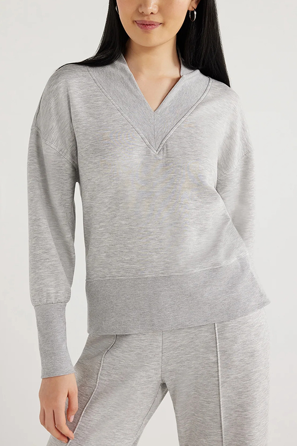 Weather Gets Cold Solid Color V-neck Top and Elastic Waist Pocketed Lounge Pants Set-consonak