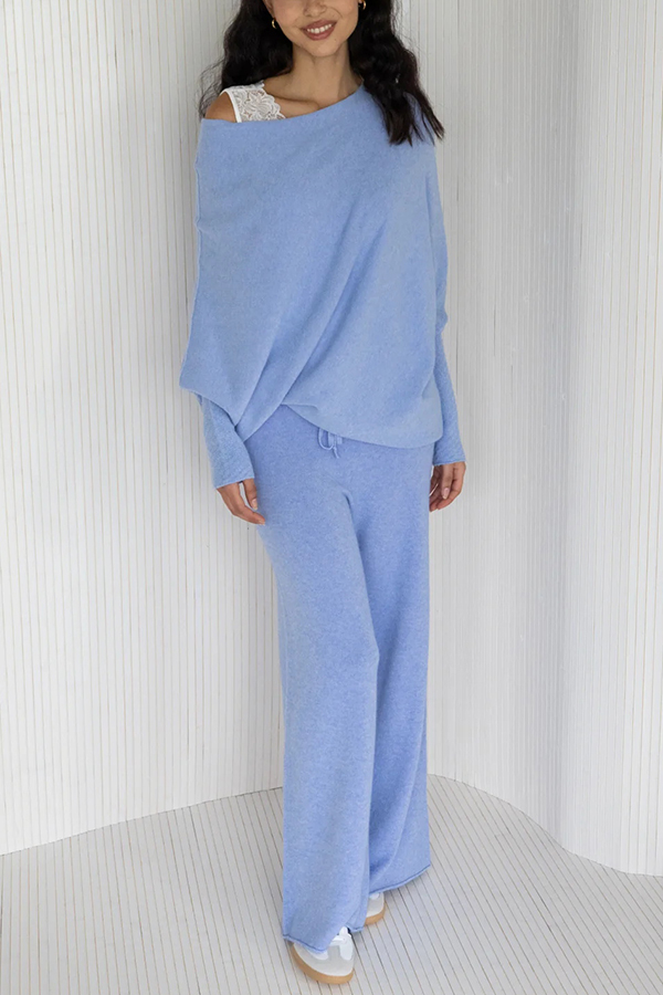 Solid Color Round Neck Long Sleeve Loose Knitted Sweater-consonak