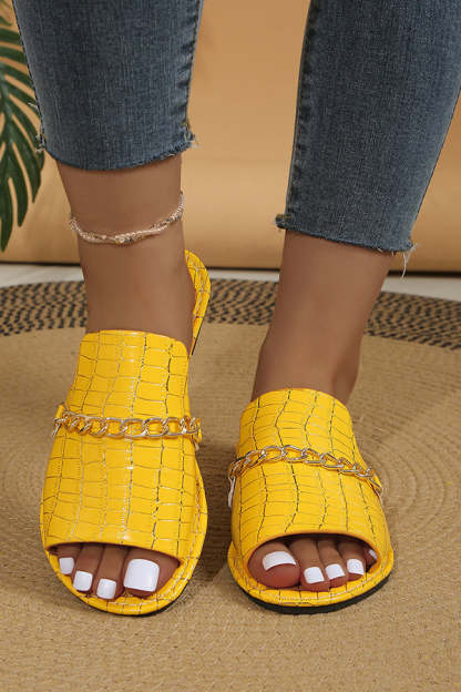Casual Flat Beach Sandals with Chain Accessories-consonak