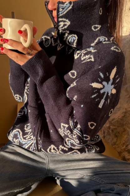 Fashionable Jacquard Turtleneck Long-sleeved Casual Zip-up Pocket Knit Top