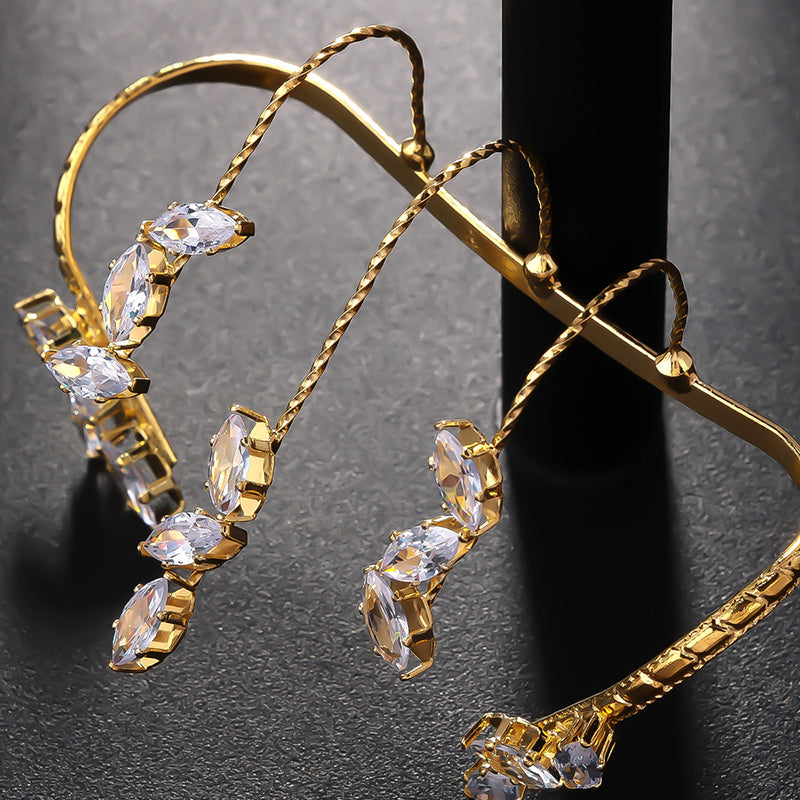 Leaf Shaped Zirconia Adjustable Bracelet | Consonak