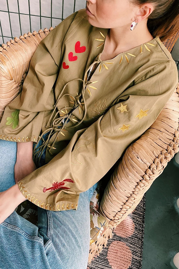 Fashionable Embroidered Lace-up Long-sleeved Loose Top-consonak