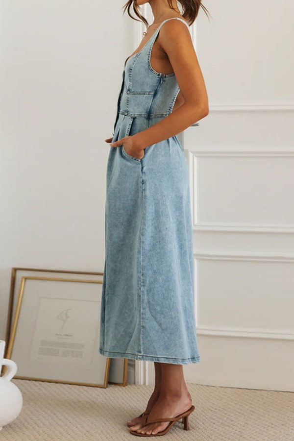 Stylish Single-breasted Fitted Waist Gathered Back Denim Maxi Dress