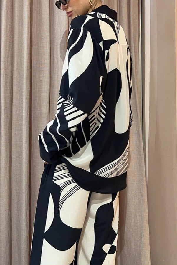 Weekend Escape Exclusive Print Contrast Trims Drape Blouse-consonak