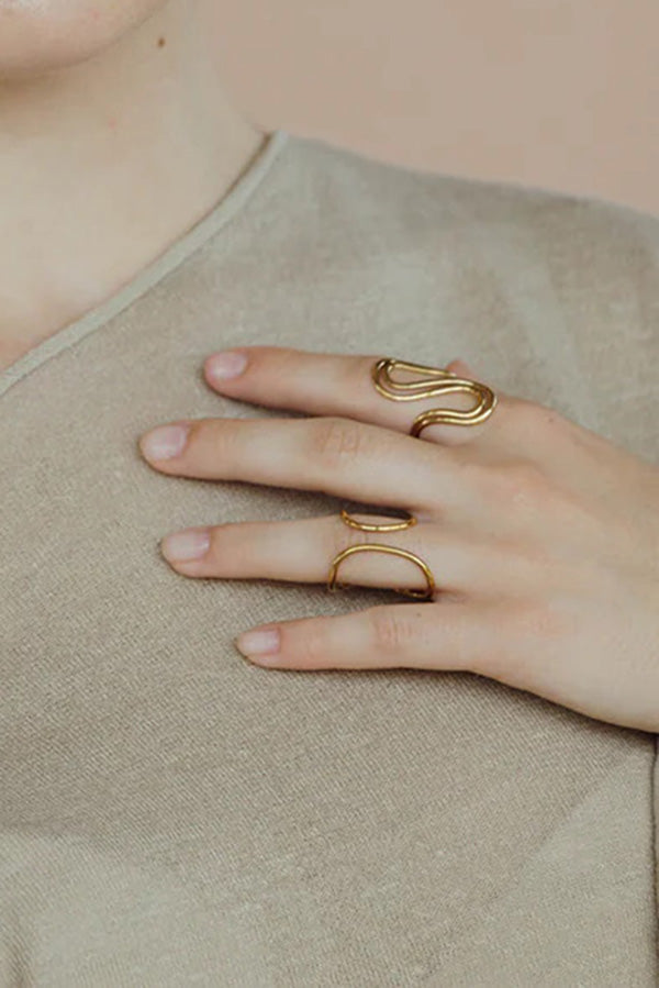 Stylish and Simple Linear Stainless Steel Ring-consonak