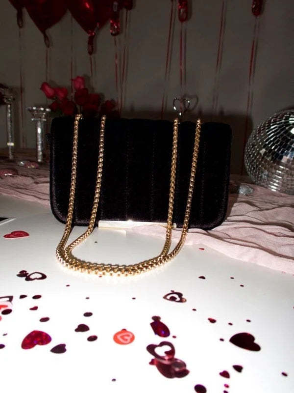 Fashionable Velvet Stylish Chain Simple Crossbody Bag-consonak