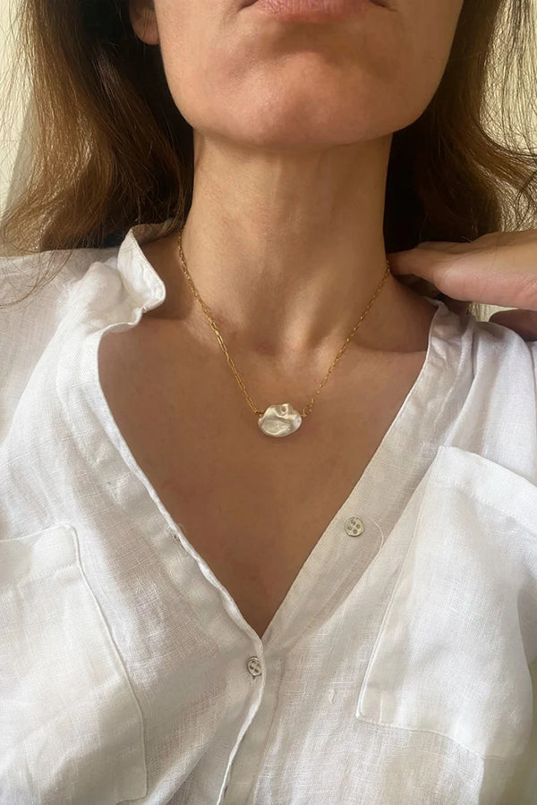 Exaggerated Irregular Shell Collarbone Necklace-consonak