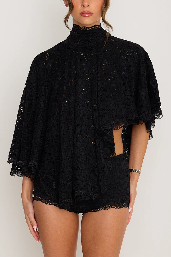 Stylish Openwork Lace Loose Top and Side Zipper Slim-fit Shorts Set | Consonak