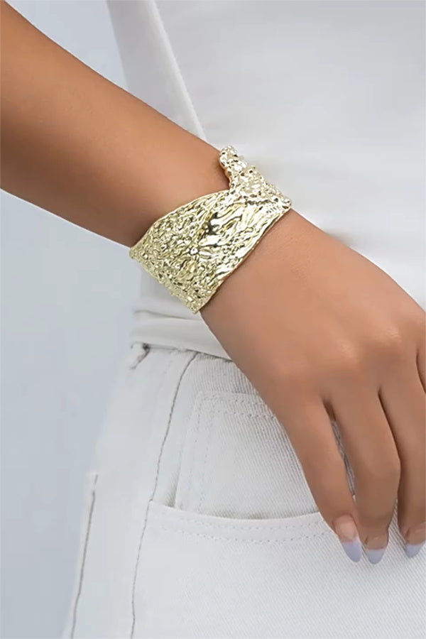Punk Metal Style Simple Pockmarked Exaggerated Bracelet | Consonak