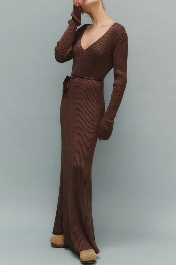 Solid Color V-neck Long-sleeved Slim-fit Elegant Knit Maxi Dress-consonak