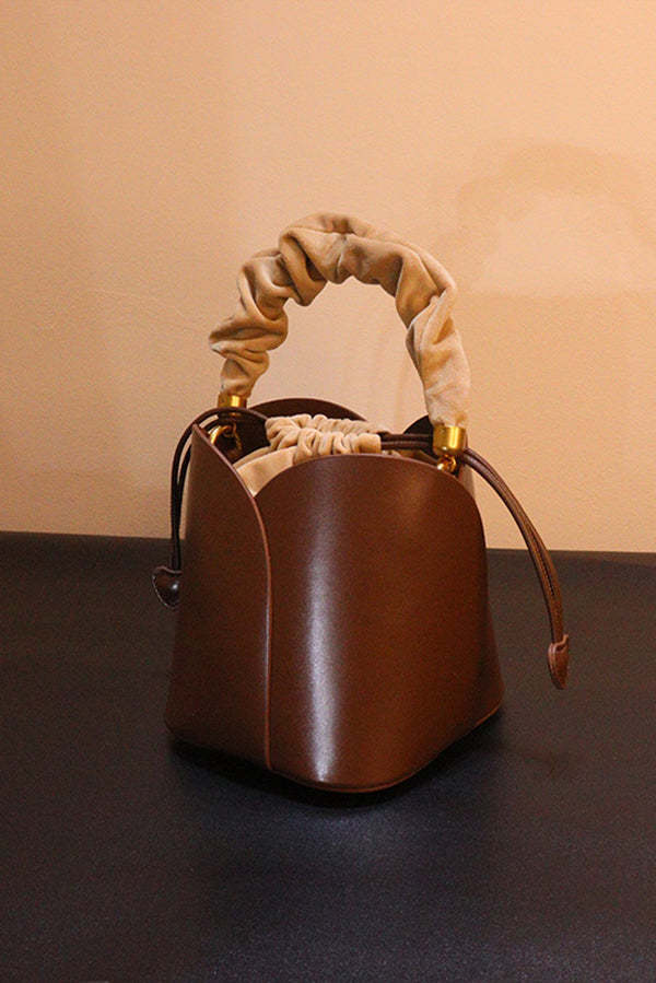 Luxury Petal-shaped Bucket Bag-consonak