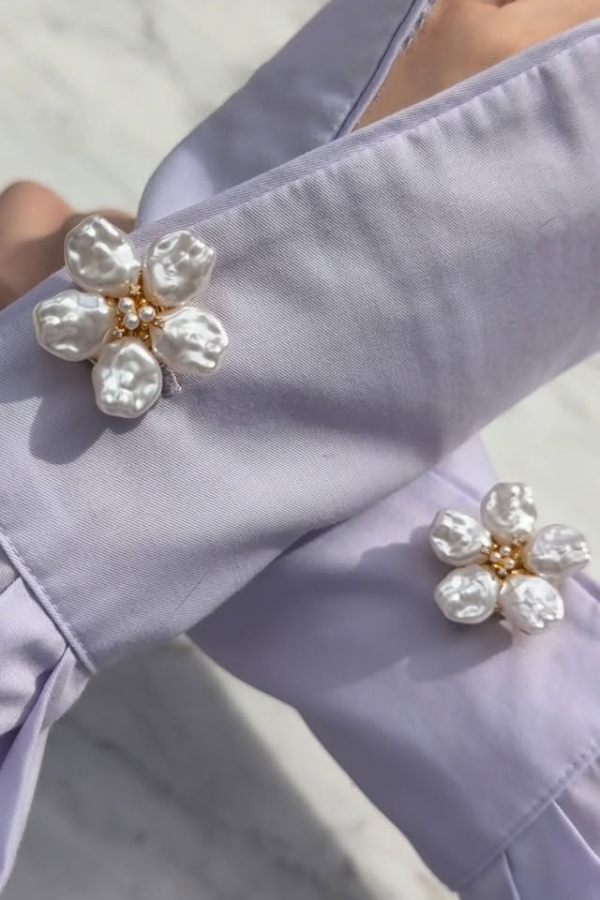 Cute Pearl Flower-shaped Cufflinks | Consonak