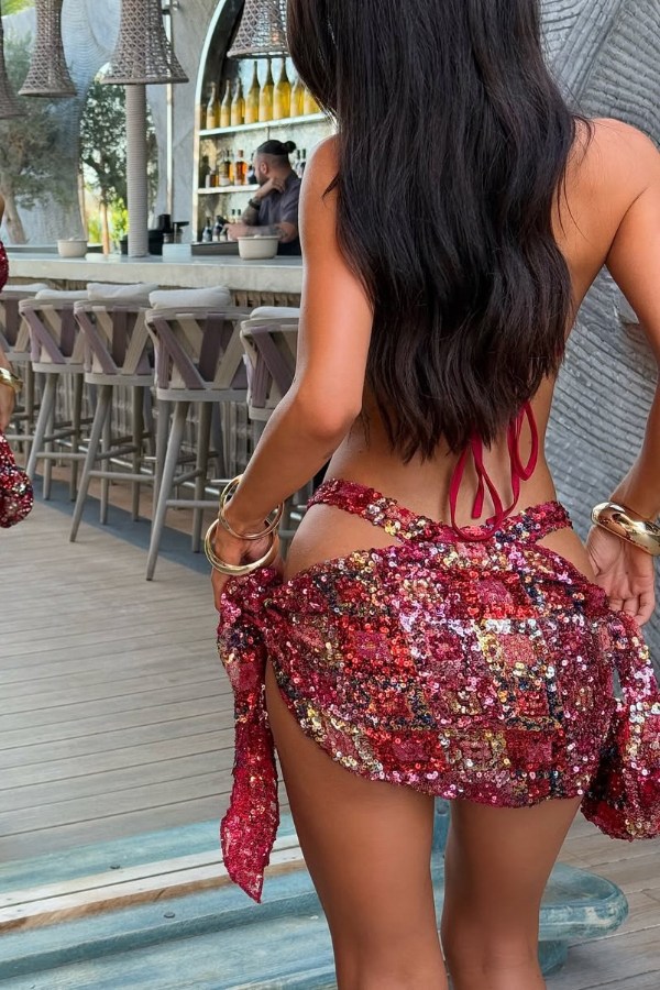 Stylish Sequined Halter Neck Tie Stretch Bikini Swimsuit and Beach Cover-up Mini Skirt Three-piece Set