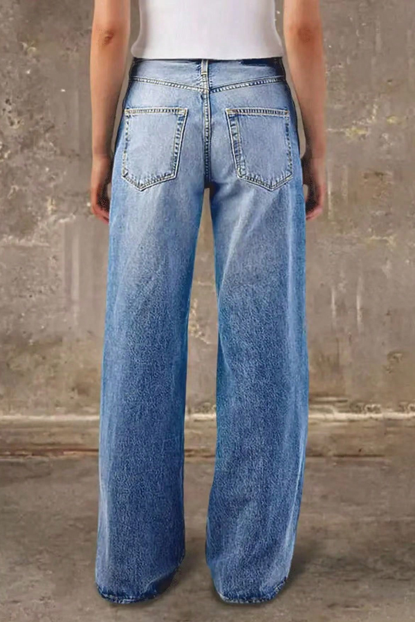 Stylish Casual Pocket Loose Straight Leg Jeans