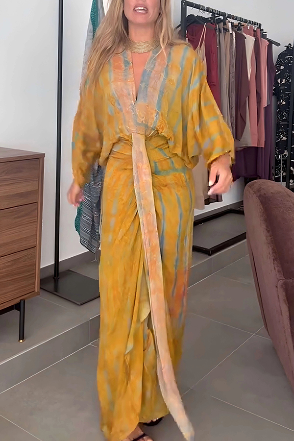 Unique Printed V-neck High-waisted Loose-fitting Holiday Maxi Dress | Consonak