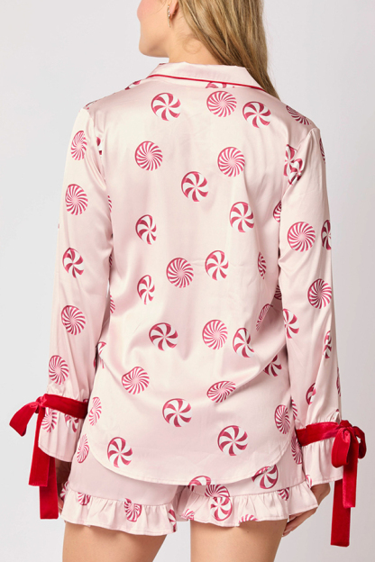 Christmas Fashion Printed Bow Tie Top and Elastic Waist Ruffle Shorts Set-consonak