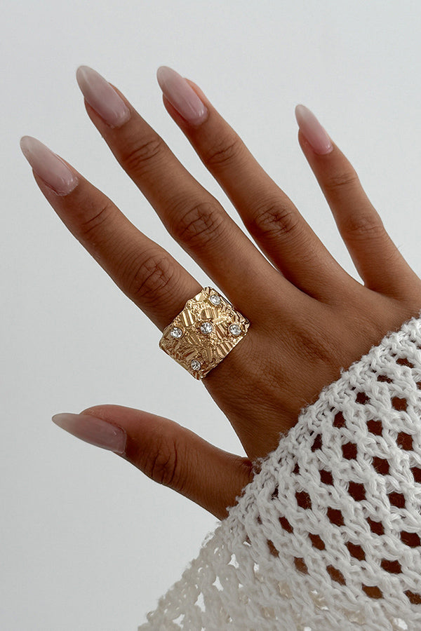 Fashionable Hollow Diamond Irregular Retro Ring-consonak