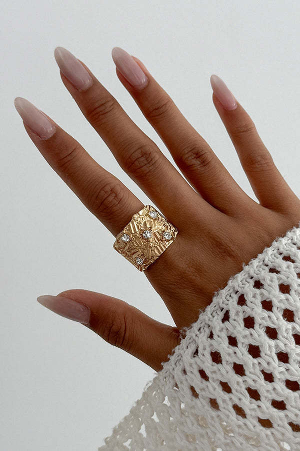 Fashionable Hollow Diamond Irregular Retro Ring-consonak