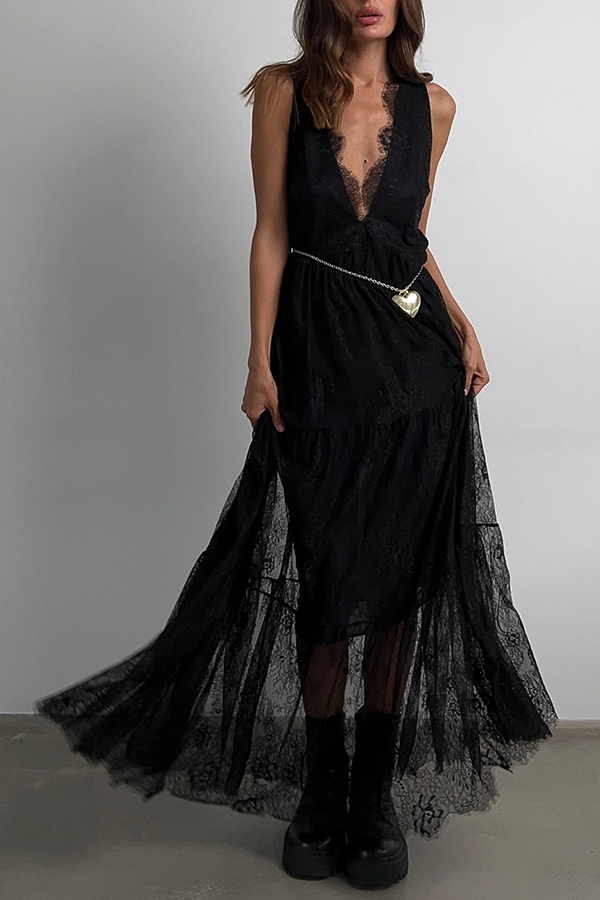 Fashionable Sheer Lace V-neck Backless Elegant Maxi Dress
