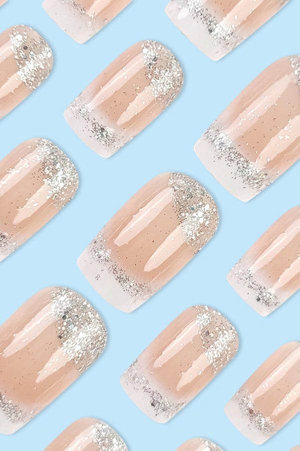 Shining White Edge French Manicure | Consonak