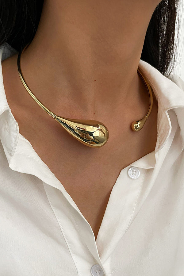 Simple and Exaggerated Water Drop Opening Necklace | Consonak