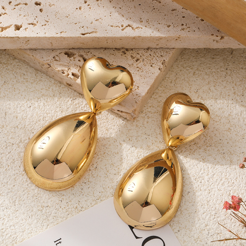 Simple Love Drop-shaped Metal Earrings-consonak