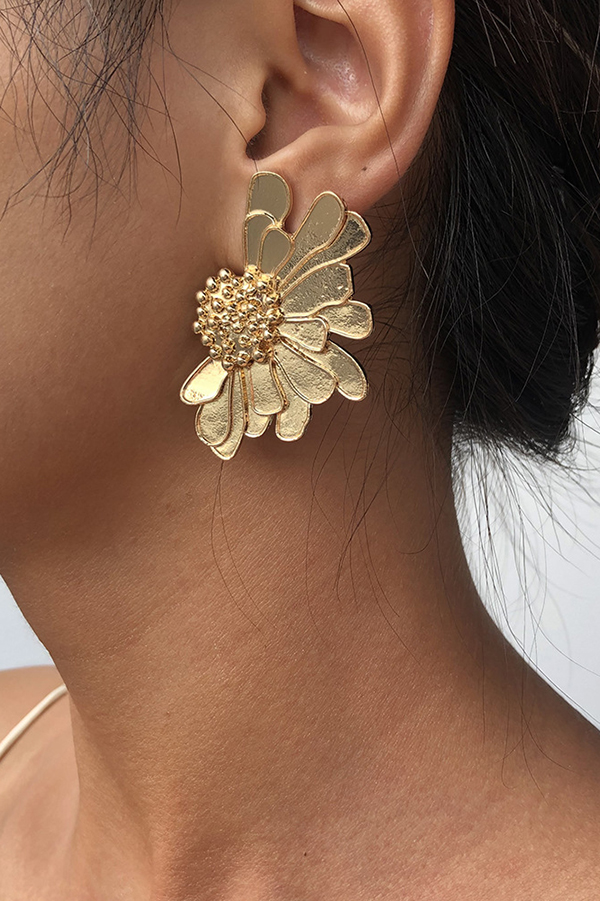 Retro Alloy Floral Pattern Earrings-consonak
